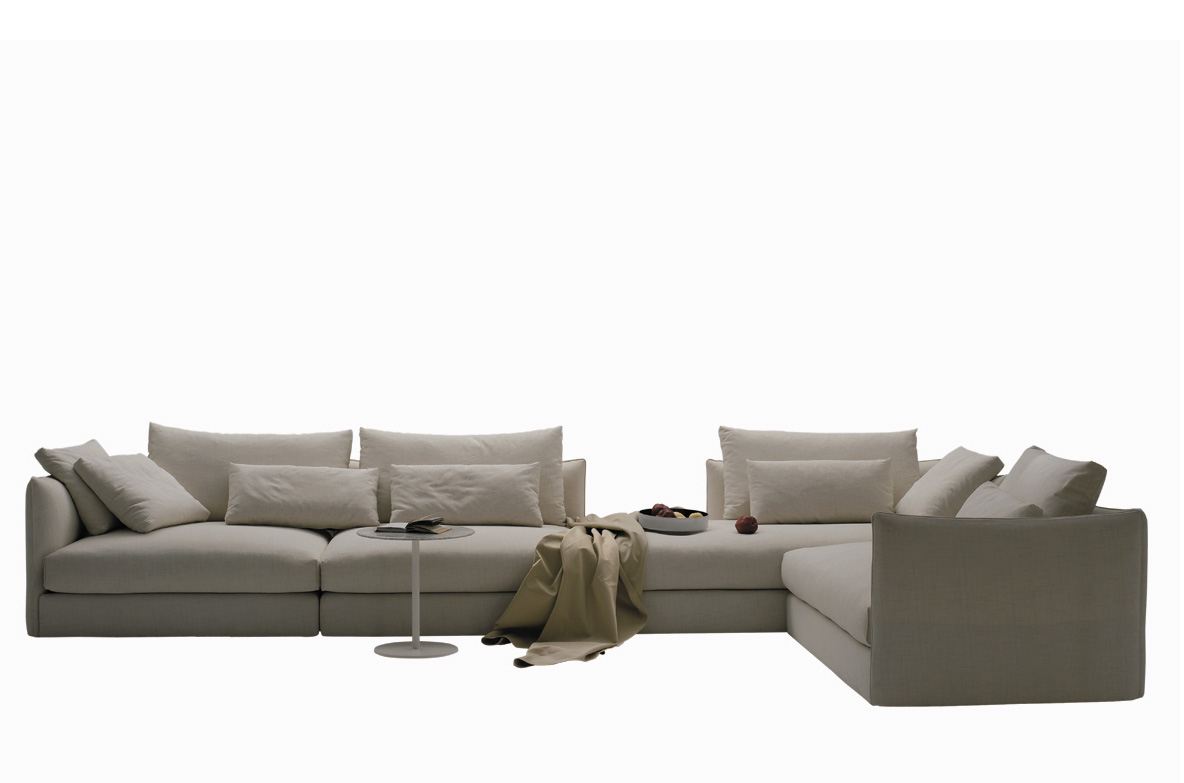 Era Sectional XL