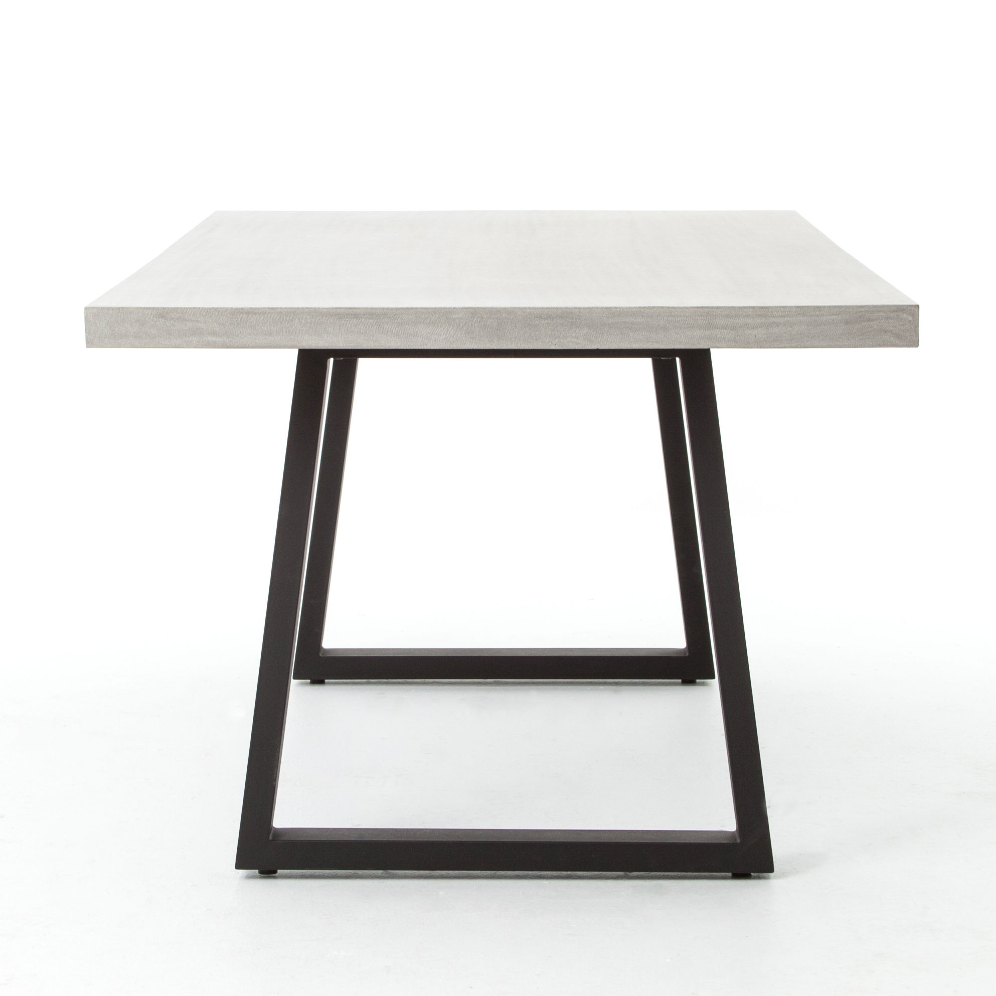 FOU-FINN DINING TABLE DETAIL 4