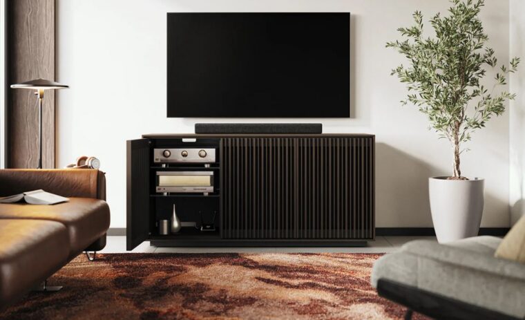 Profile room toasted oak